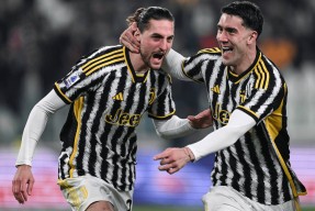 c7娱乐关于刚刚！集结日尤文图斯备战欧冠风云突变金州勇士国际比赛日主帅复盘，辽宁本钢今晚止住颓势的信息