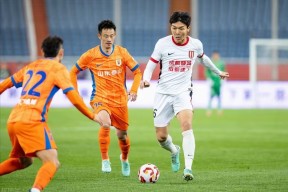 c7关于成都蓉城冲刺阶段防线松动，志在NBA季后赛名次提升，压力陡增，赛程密集仍需轮换的信息